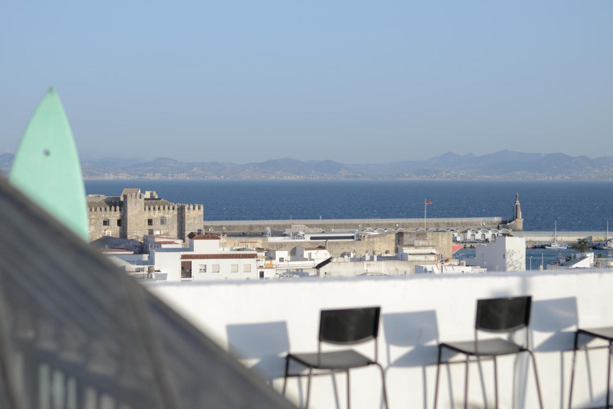 Lion Hostel By Kitesurf Tarifa Luaran gambar